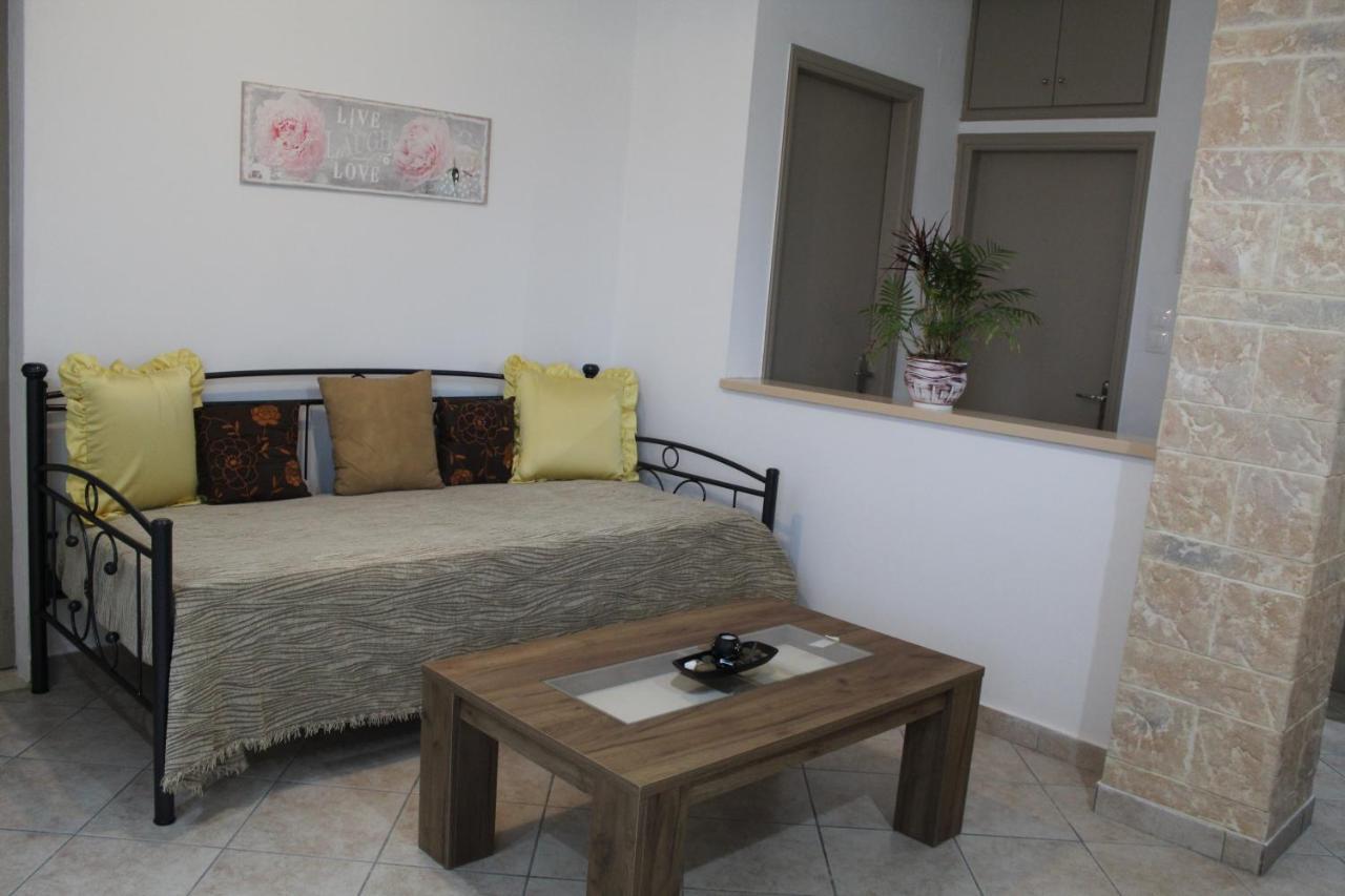 Vakis Apartments 5 Romanon Екстер'єр фото